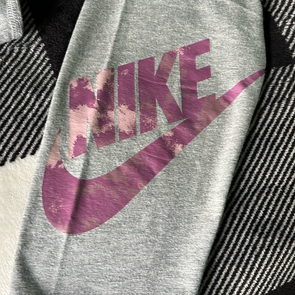 NWT NIKE Club Futura Crop Leggings